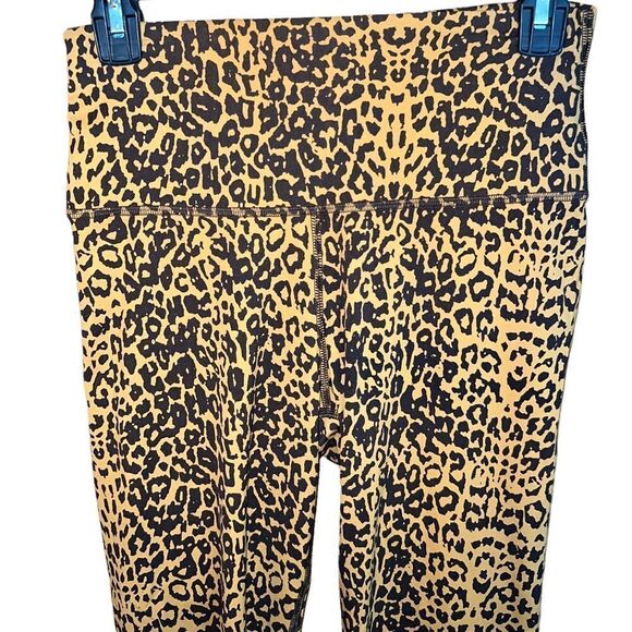 Stella & Dot Don’t Let Them Tell You No cheetah print leggings size medium - Picture 1 of 4